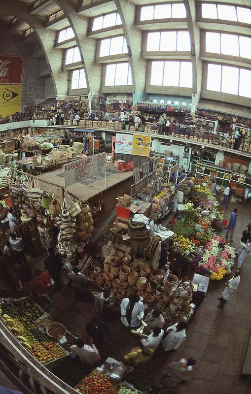WT 1400 222-32 Kenya Nairobi Central Market.jpg